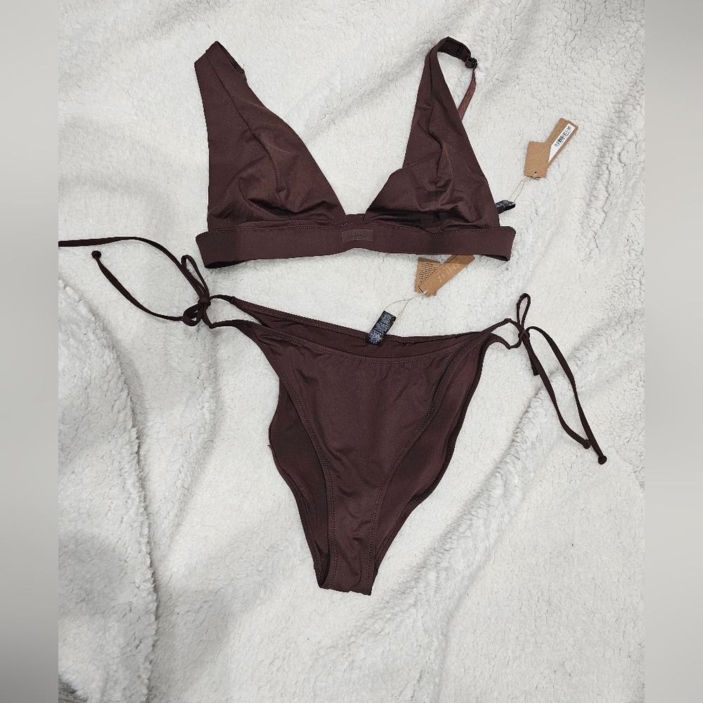 Skims 2 piece swimsuit Size 2X, Color Cocoa